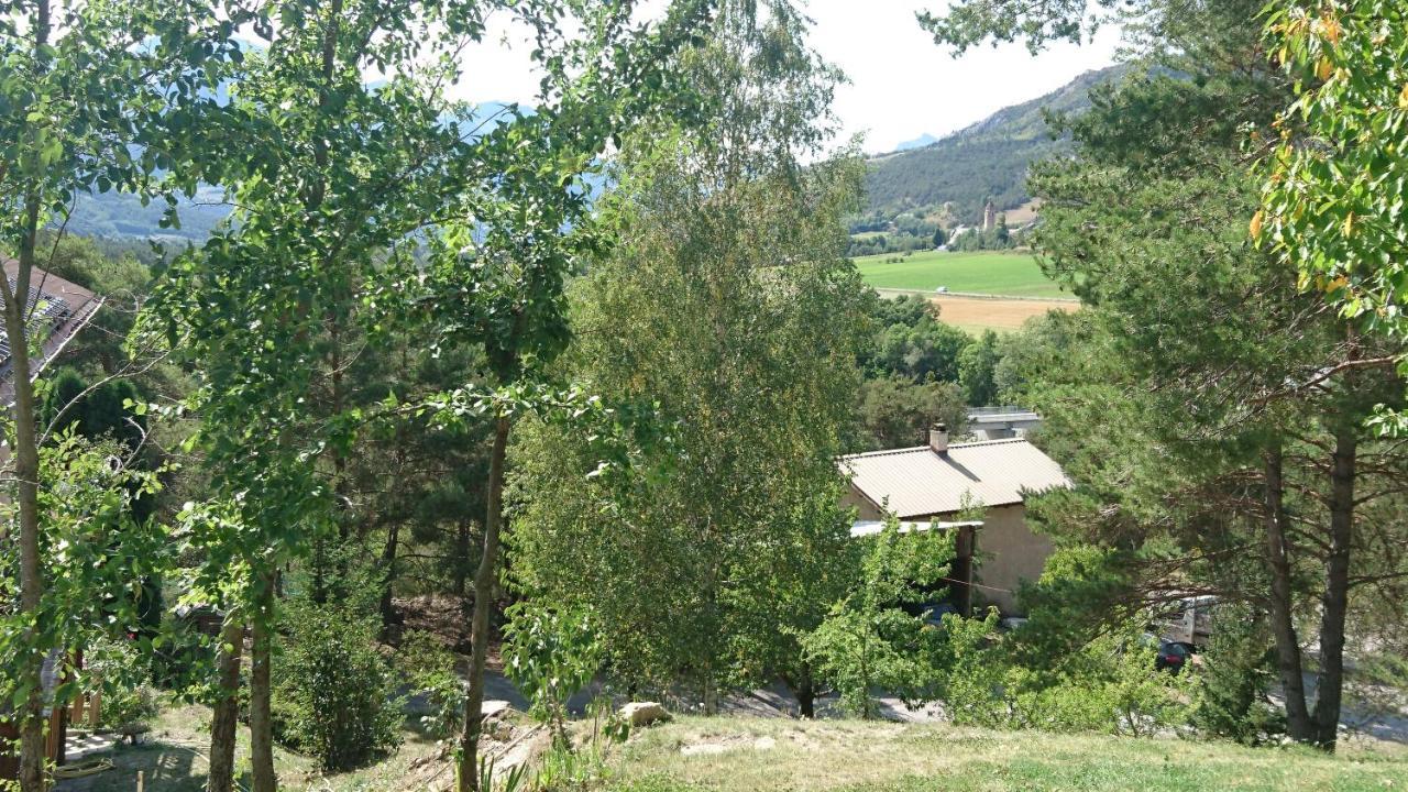 Chambre Les Ormes Enchastrayes Exteriör bild